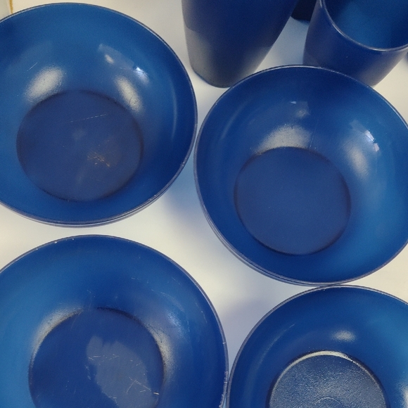 Tupperware Blue Dinnerware Set - Picture 4 of 4